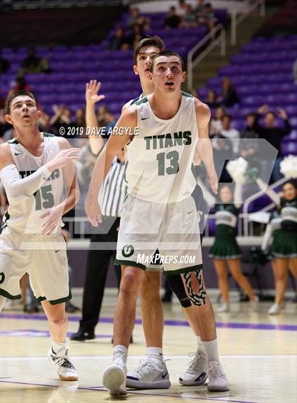 Thumbnail 2 in Olympus vs. Corner Canyon (UHSAA 5A Semifinal) photogallery.