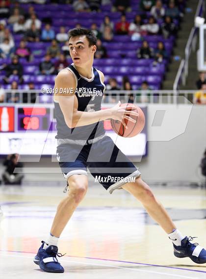 Thumbnail 2 in Olympus vs. Corner Canyon (UHSAA 5A Semifinal) photogallery.