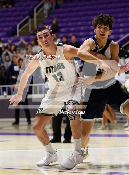 Thumbnail 2 in Olympus vs. Corner Canyon (UHSAA 5A Semifinal) photogallery.