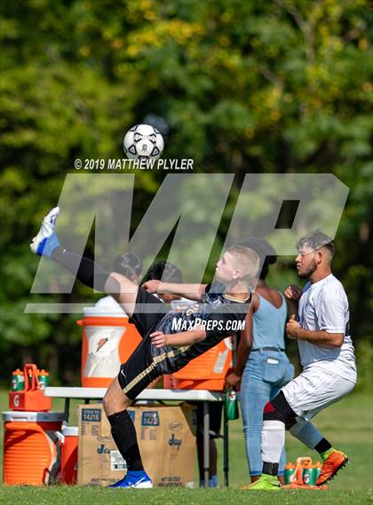 Thumbnail 2 in Gray's Creek vs. Southern Lee (Battle for the Bell) photogallery.
