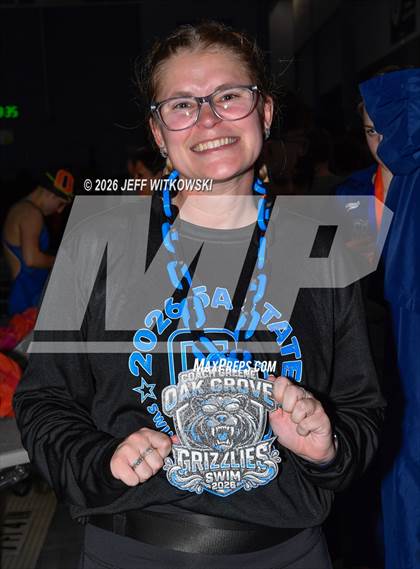 Thumbnail 1 in NCHSAA 5A Final Awards photogallery.