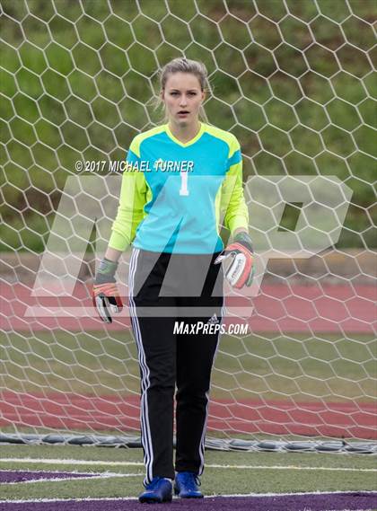 Thumbnail 2 in Paradise @ Shasta (CIF NS D1 First Round) photogallery.