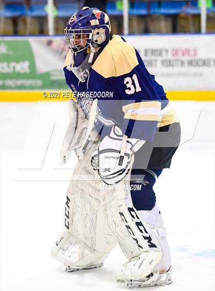 Thumbnail 1 in Roxbury @ Madison (Halvorsen Cup Final) photogallery.