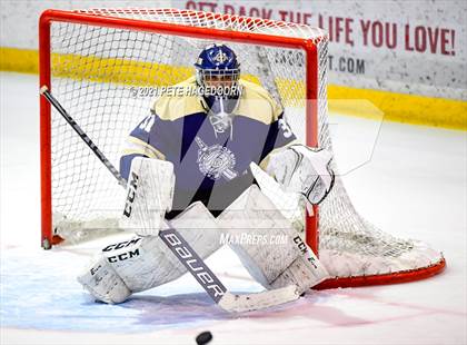 Thumbnail 1 in Roxbury @ Madison (Halvorsen Cup Final) photogallery.