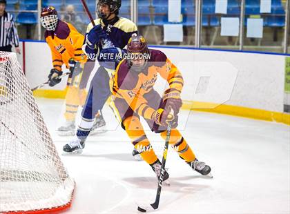 Thumbnail 3 in Roxbury @ Madison (Halvorsen Cup Final) photogallery.