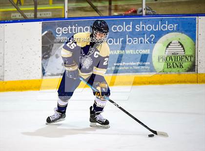 Thumbnail 2 in Roxbury @ Madison (Halvorsen Cup Final) photogallery.