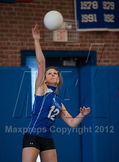 Thumbnail 3 in New London @ Putnam photogallery.