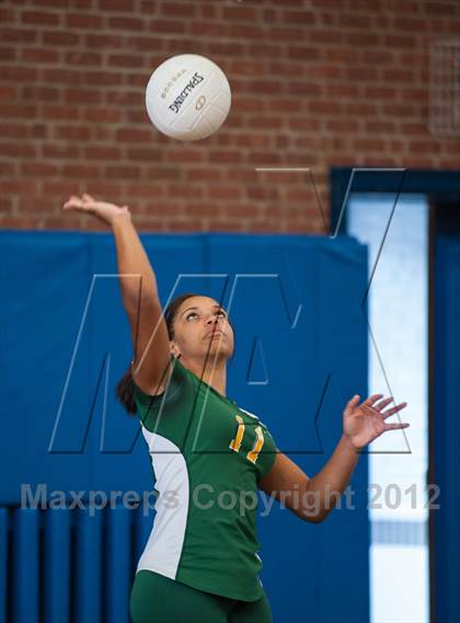 Thumbnail 1 in New London @ Putnam photogallery.