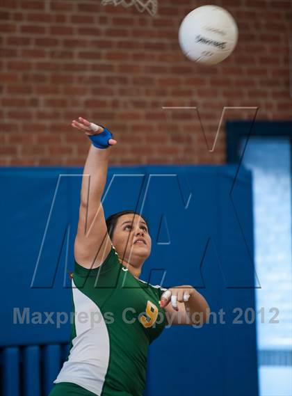 Thumbnail 1 in New London @ Putnam photogallery.