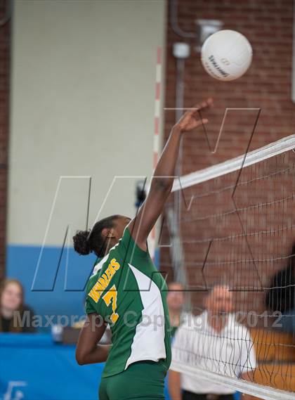 Thumbnail 2 in New London @ Putnam photogallery.