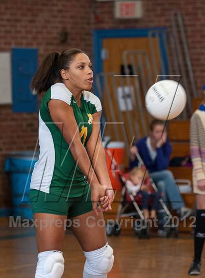 Thumbnail 1 in New London @ Putnam photogallery.