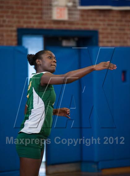 Thumbnail 3 in New London @ Putnam photogallery.