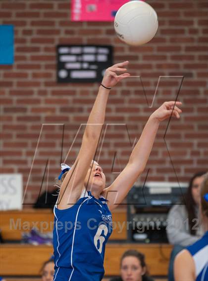 Thumbnail 3 in New London @ Putnam photogallery.
