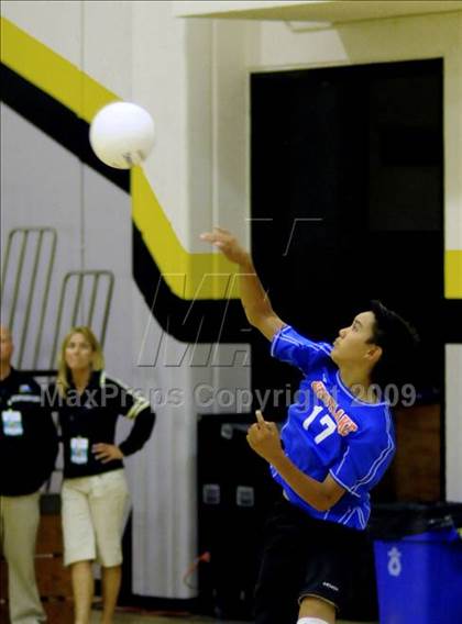 Thumbnail 3 in Westlake vs Loyola (CIF SoCal D1 Final) photogallery.