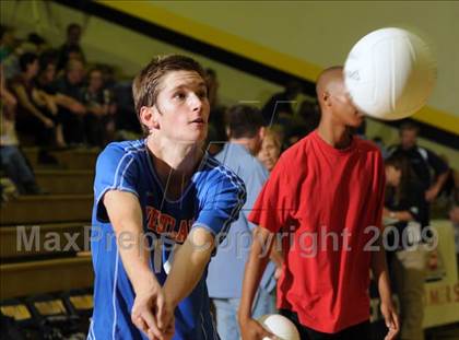 Thumbnail 3 in Westlake vs Loyola (CIF SoCal D1 Final) photogallery.