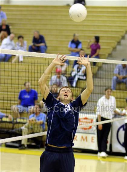 Thumbnail 2 in Westlake vs Loyola (CIF SoCal D1 Final) photogallery.