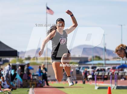 Thumbnail 1 in Skyhawk Invitational (Field) photogallery.