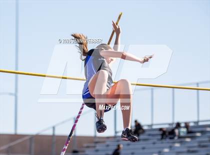 Thumbnail 3 in Skyhawk Invitational (Field) photogallery.