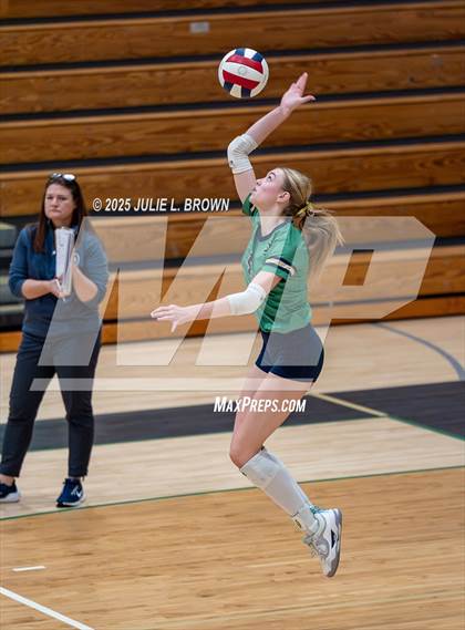 Thumbnail 1 in Barr-Reeve @ Cathedral photogallery.