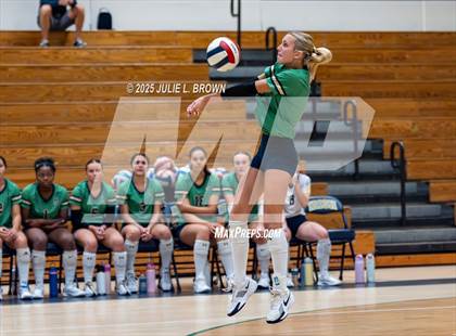 Thumbnail 3 in Barr-Reeve @ Cathedral photogallery.