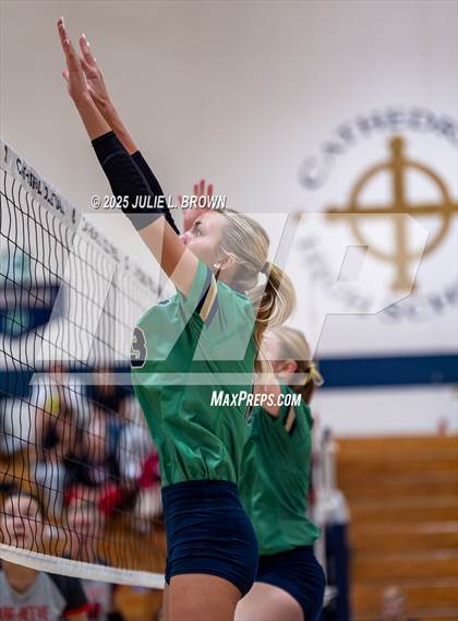 Thumbnail 1 in Barr-Reeve @ Cathedral photogallery.