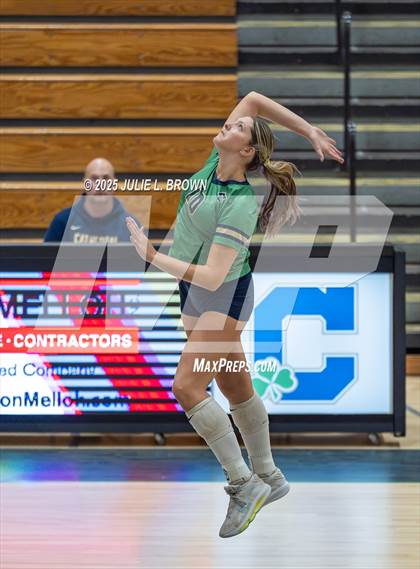 Thumbnail 2 in Barr-Reeve @ Cathedral photogallery.