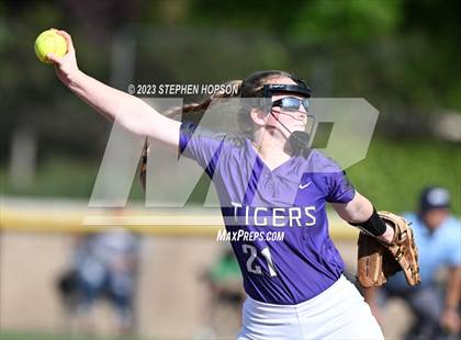 Thumbnail 1 in St. Mary's @ Tokay photogallery.