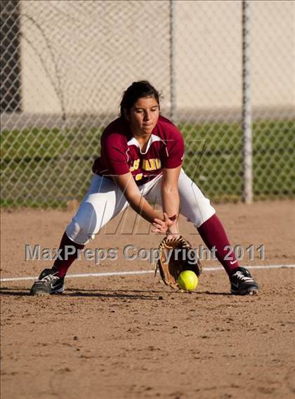 Thumbnail 1 in Los Banos @ Modesto Christian photogallery.