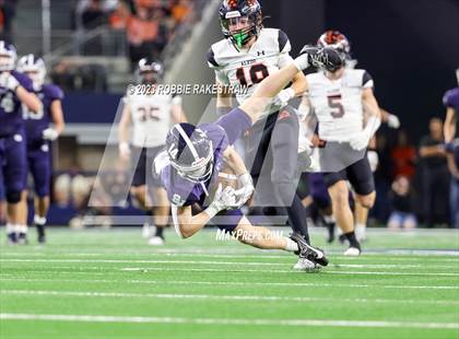 Thumbnail 1 in Smithson Valley vs. Aledo (UIL 5A D1 Football Final) photogallery.