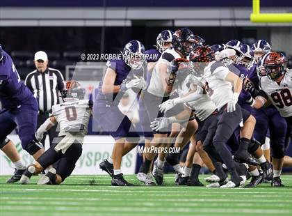 Thumbnail 1 in Smithson Valley vs. Aledo (UIL 5A D1 Football Final) photogallery.