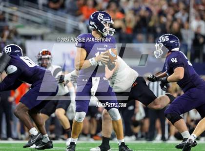 Thumbnail 3 in Smithson Valley vs. Aledo (UIL 5A D1 Football Final) photogallery.