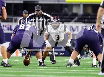Thumbnail 2 in Smithson Valley vs. Aledo (UIL 5A D1 Football Final) photogallery.