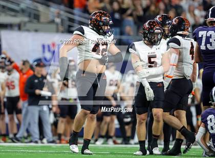 Thumbnail 2 in Smithson Valley vs. Aledo (UIL 5A D1 Football Final) photogallery.