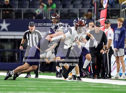 Thumbnail 3 in Smithson Valley vs. Aledo (UIL 5A D1 Football Final) photogallery.