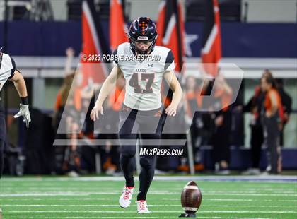 Thumbnail 3 in Smithson Valley vs. Aledo (UIL 5A D1 Football Final) photogallery.