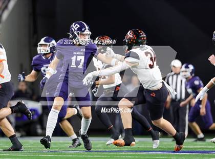 Thumbnail 3 in Smithson Valley vs. Aledo (UIL 5A D1 Football Final) photogallery.