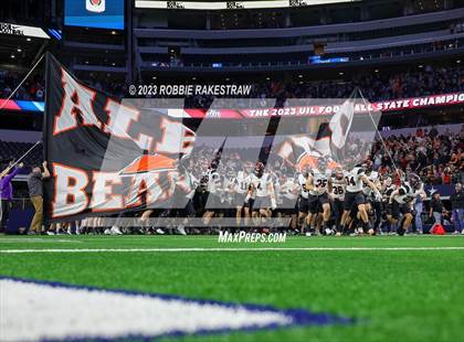 Thumbnail 3 in Smithson Valley vs. Aledo (UIL 5A D1 Football Final) photogallery.