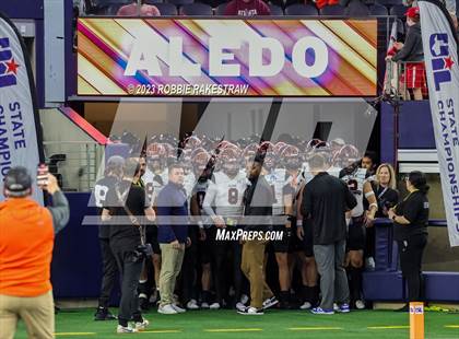 Thumbnail 1 in Smithson Valley vs. Aledo (UIL 5A D1 Football Final) photogallery.