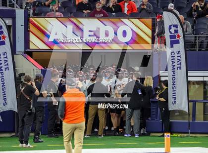 Thumbnail 3 in Smithson Valley vs. Aledo (UIL 5A D1 Football Final) photogallery.