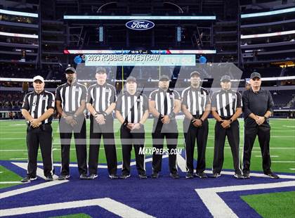 Thumbnail 1 in Smithson Valley vs. Aledo (UIL 5A D1 Football Final) photogallery.