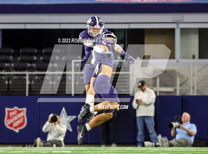 Thumbnail 1 in Smithson Valley vs. Aledo (UIL 5A D1 Football Final) photogallery.
