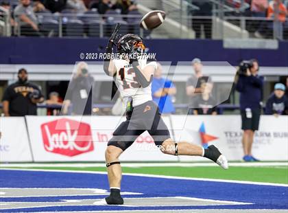 Thumbnail 1 in Smithson Valley vs. Aledo (UIL 5A D1 Football Final) photogallery.