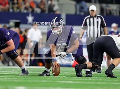 Thumbnail 3 in Smithson Valley vs. Aledo (UIL 5A D1 Football Final) photogallery.