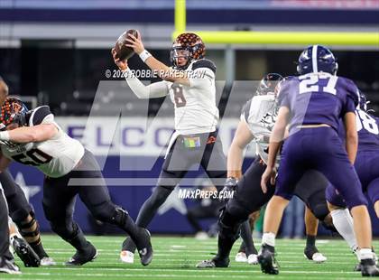 Thumbnail 1 in Smithson Valley vs. Aledo (UIL 5A D1 Football Final) photogallery.