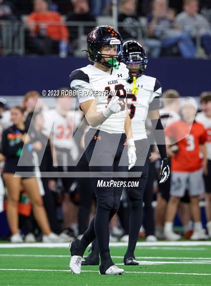 Thumbnail 3 in Smithson Valley vs. Aledo (UIL 5A D1 Football Final) photogallery.