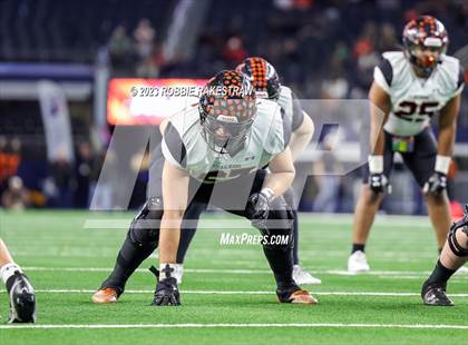 Thumbnail 1 in Smithson Valley vs. Aledo (UIL 5A D1 Football Final) photogallery.