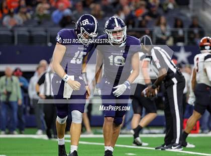 Thumbnail 3 in Smithson Valley vs. Aledo (UIL 5A D1 Football Final) photogallery.