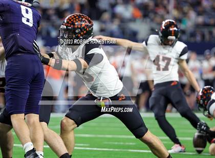 Thumbnail 2 in Smithson Valley vs. Aledo (UIL 5A D1 Football Final) photogallery.