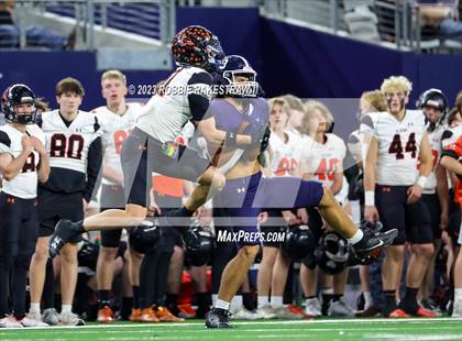 Thumbnail 2 in Smithson Valley vs. Aledo (UIL 5A D1 Football Final) photogallery.