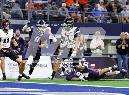 Thumbnail 3 in Smithson Valley vs. Aledo (UIL 5A D1 Football Final) photogallery.